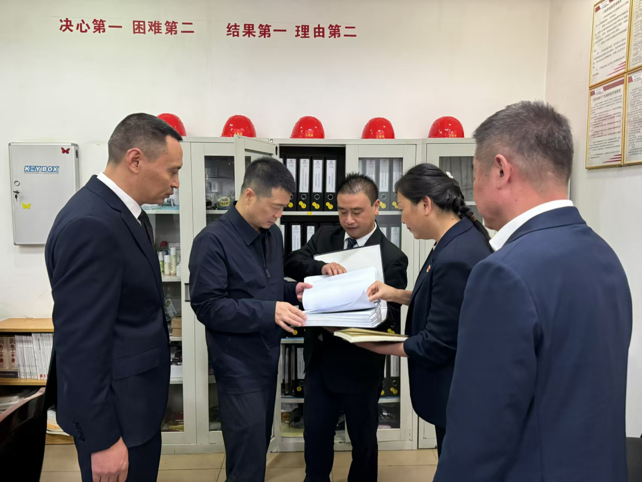 省尊龙集团党委书记、董事长游勇国庆节期间调研督导旗下酒店经营及安全生产工作